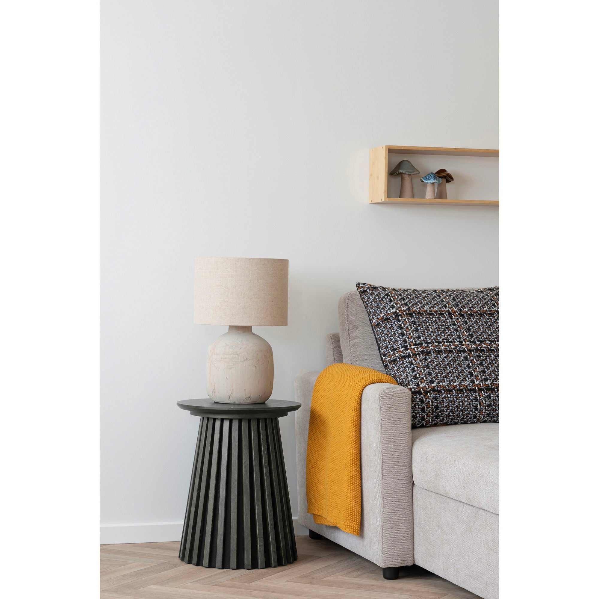 Osaka Side Table - Side table, oak veneer, black<br>ø40x50 cm